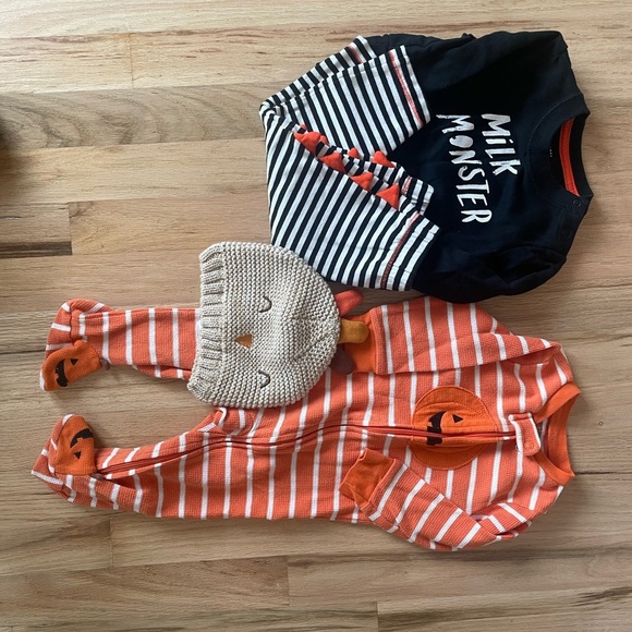 Cat & Jack Black and Orange Baby Top - Picture 1 of 4